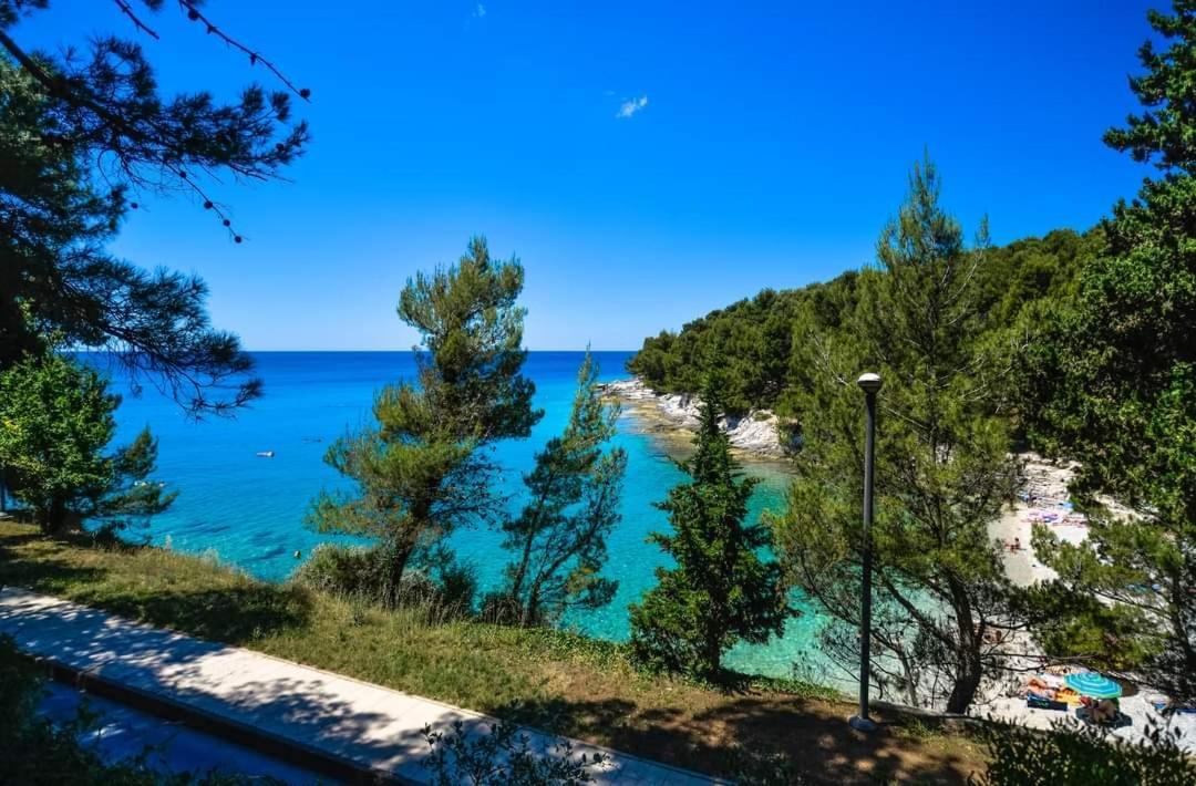 Apartment Zorika Near The Beach Pula Exteriér fotografie
